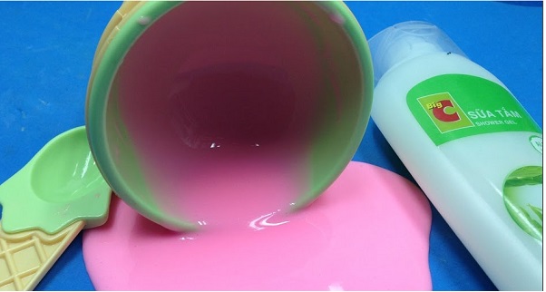 Slime là gì và Cách làm slime bằng sữa tắm dê